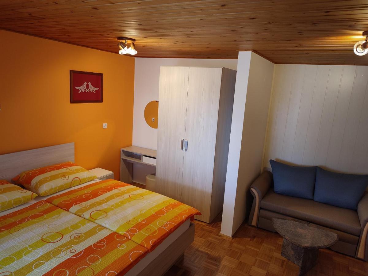 Gostilna Pension Blegos Poljane nad Skofjo Loko Exterior photo