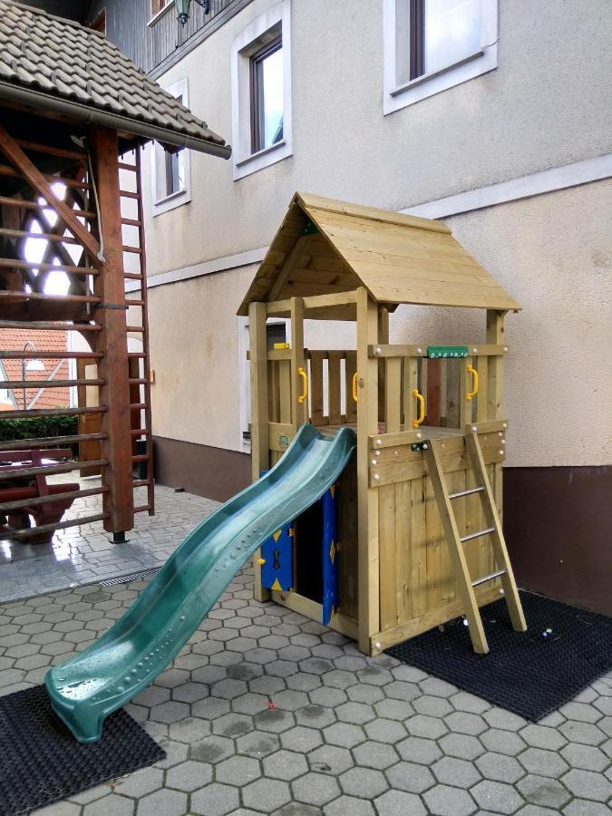 Gostilna Pension Blegos Poljane nad Skofjo Loko Exterior photo